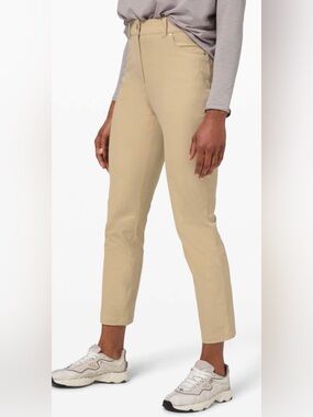 Lululemon City Sleek 5 Pocket 7/8 Pant Trench Khaki Size 4